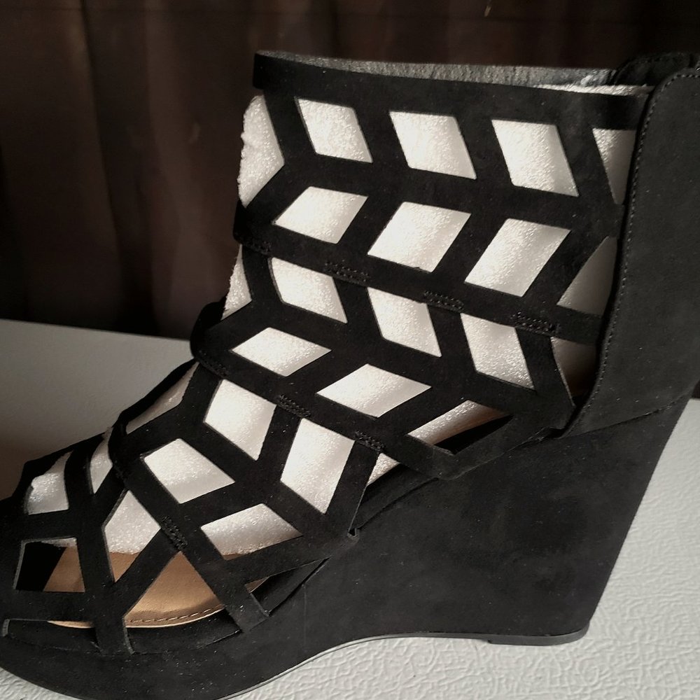 Sexy black wedge shoes